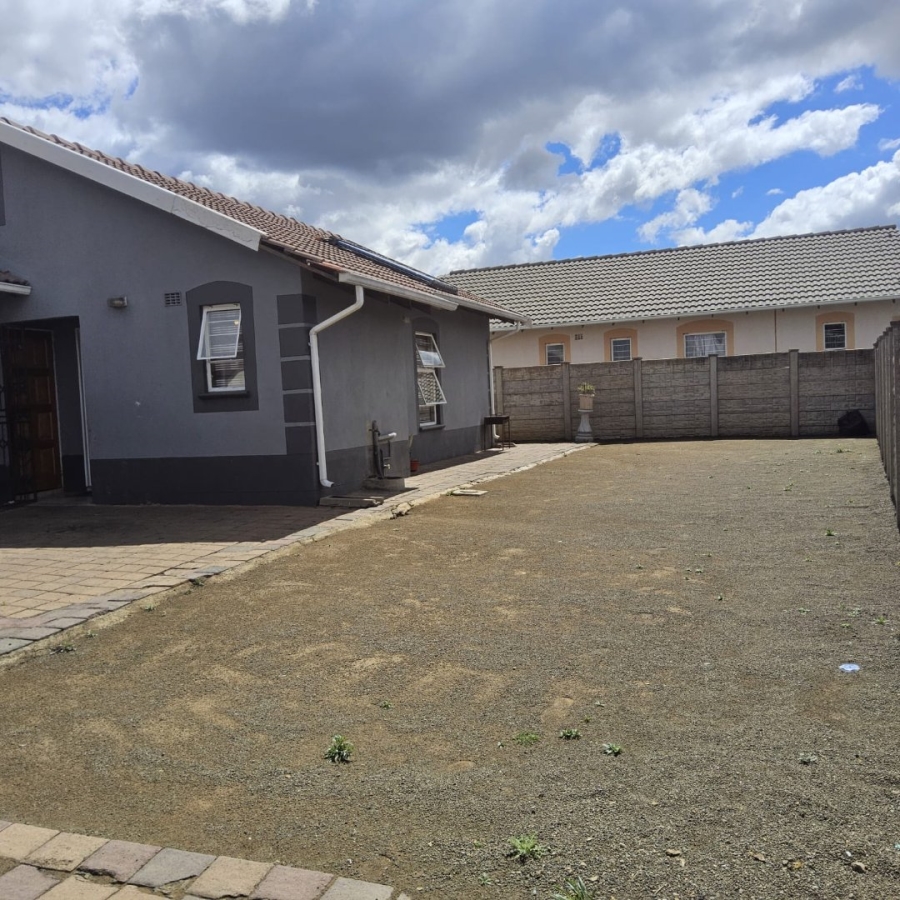 3 Bedroom Property for Sale in Raceway Free State